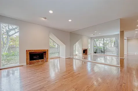 316 Litchfield Lane Houston TX 77024