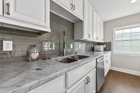 6351 Briar Rose Drive 149 Houston TX 77057