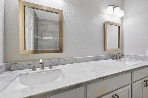 6351 Briar Rose Drive 149 Houston TX 77057