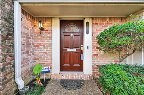 6351 Briar Rose Drive 149 Houston TX 77057