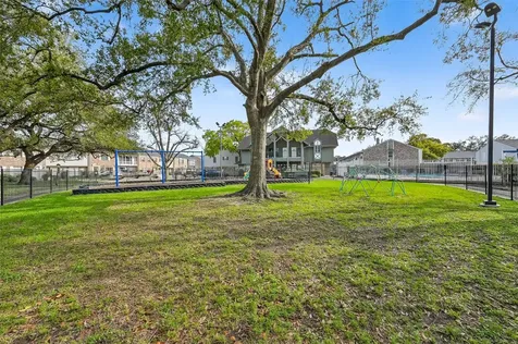 6351 Briar Rose Drive 149 Houston TX 77057