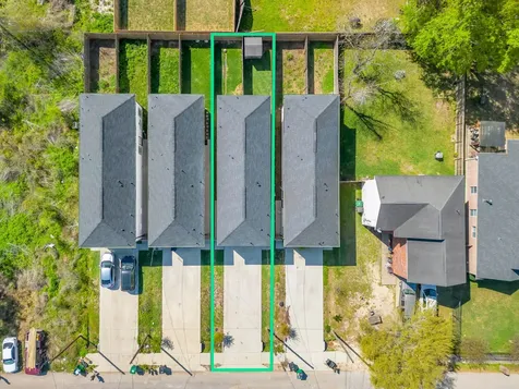 8124 Sterlingshire Street A And B Houston TX 77078