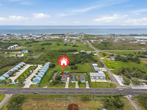 1816 Highway 35 S Rockport TX 78382