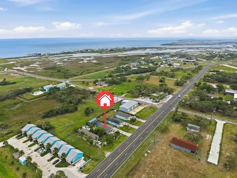 1816 Highway 35 S Rockport TX 78382