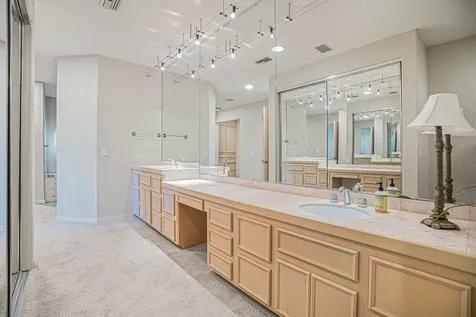 4 Del Oro Court Baytown TX 77521