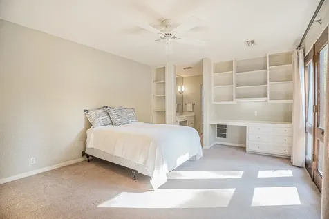 4 Del Oro Court Baytown TX 77521