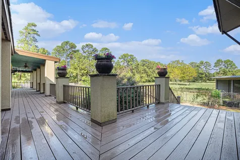 4 Del Oro Court Baytown TX 77521