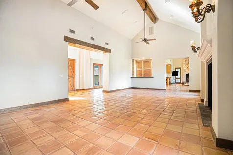4 Del Oro Court Baytown TX 77521