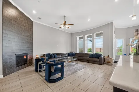 131 Crown Estate Way Sugar Land TX 77498