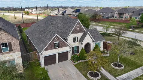 131 Crown Estate Way Sugar Land TX 77498