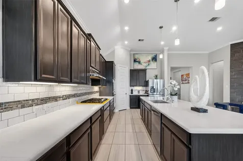 131 Crown Estate Way Sugar Land TX 77498