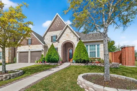 131 Crown Estate Way Sugar Land TX 77498