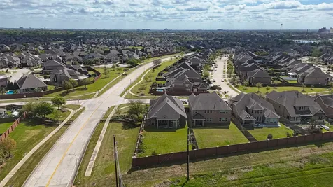 131 Crown Estate Way Sugar Land TX 77498
