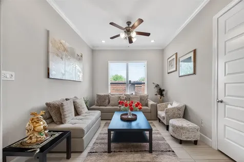 131 Crown Estate Way Sugar Land TX 77498