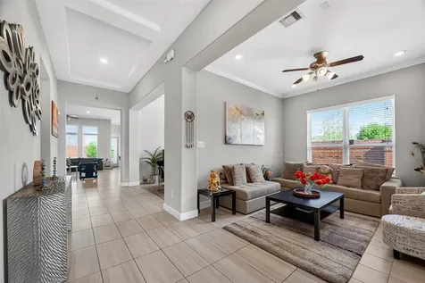 131 Crown Estate Way Sugar Land TX 77498