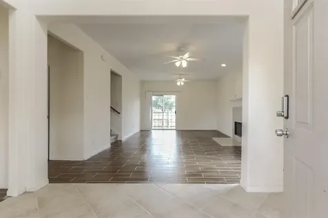 807 Victoria Lakes Drive Katy TX 77493