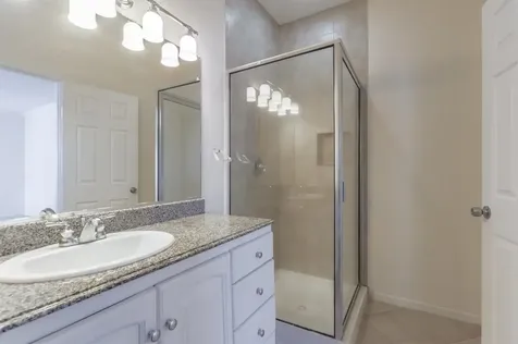 807 Victoria Lakes Drive Katy TX 77493