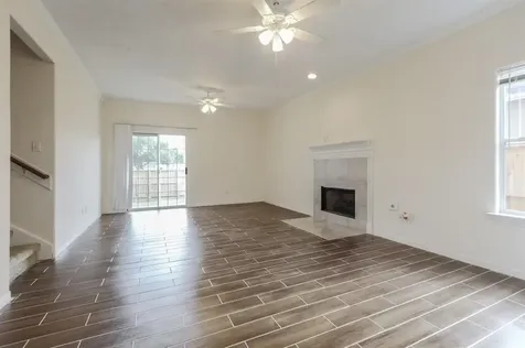 807 Victoria Lakes Drive Katy TX 77493