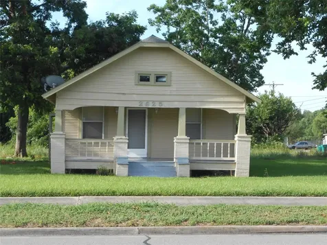 2625 Texas Avenue La Marque TX 77568