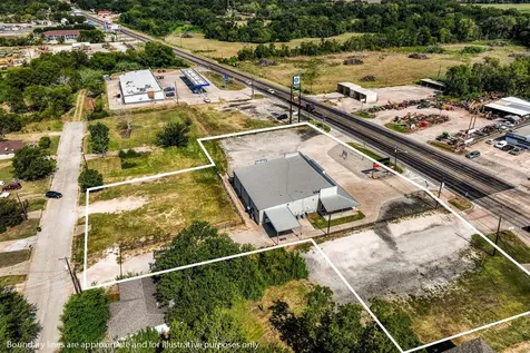 185 State Highway 36 N Caldwell TX 77836