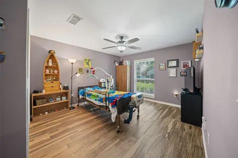 10710 Idlebrook Drive Houston TX 77070