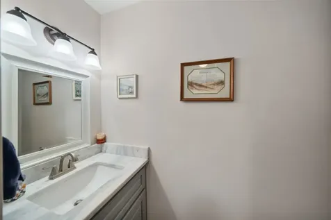 10710 Idlebrook Drive Houston TX 77070