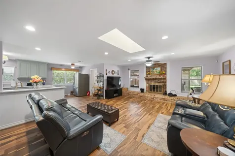 10710 Idlebrook Drive Houston TX 77070