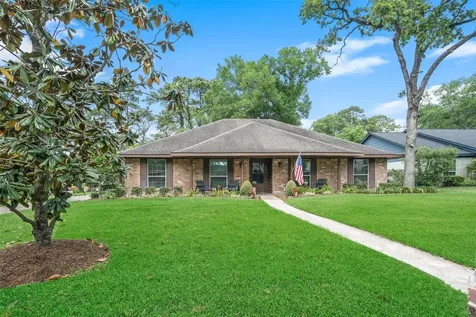 10710 Idlebrook Drive Houston TX 77070