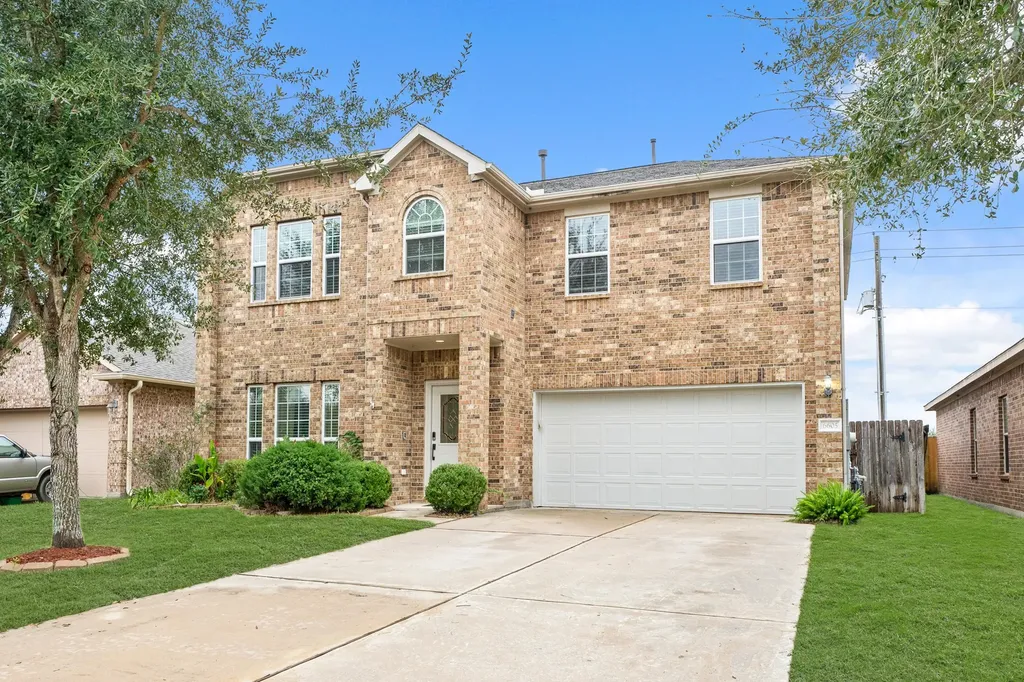 6605 Fallen Breeze Lane Dickinson TX 77539