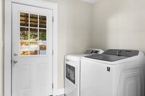 407 E Alamo Street Brenham TX 77833