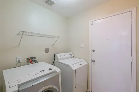14439 Benningcrest Lane Houston TX 77047