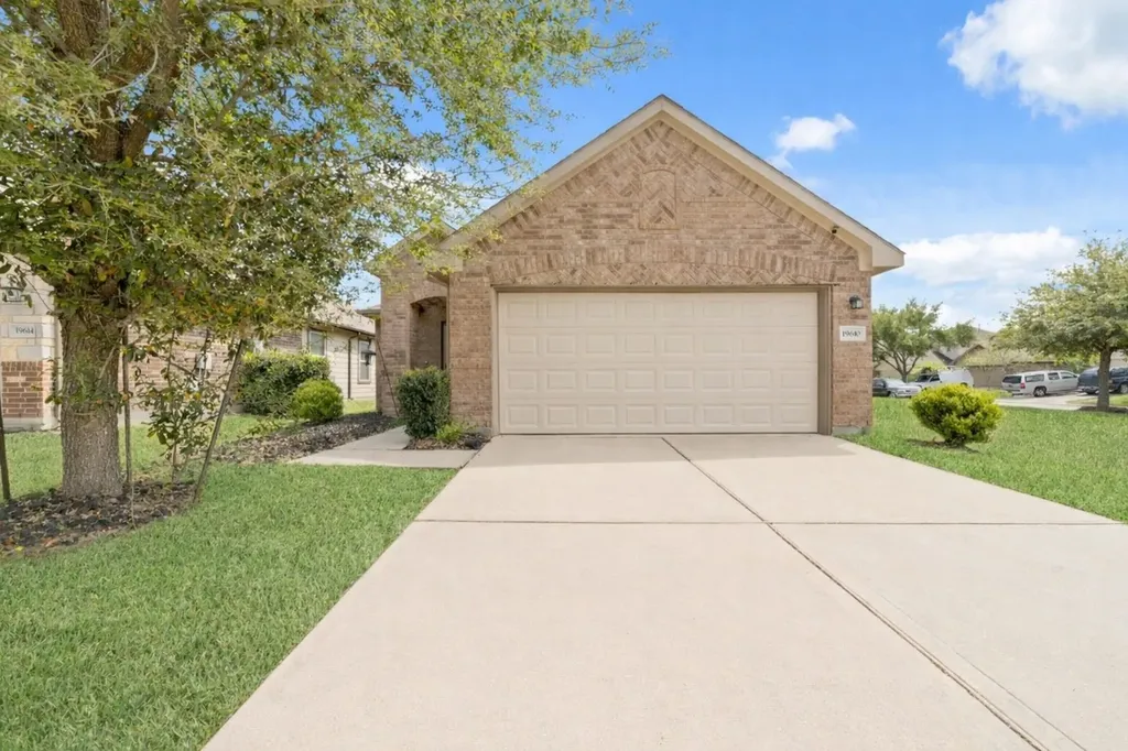 19610 Kingston Green Lane Houston TX 77073