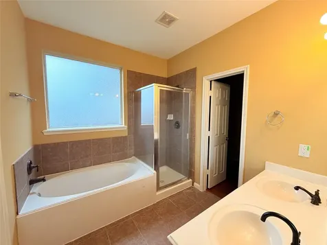 3707 Canterbury Park Drive Pearland TX 77584