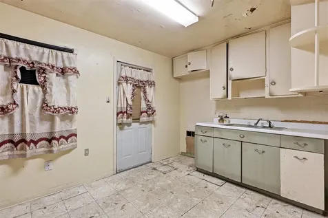 1419 Silverdale Street Houston TX 77029