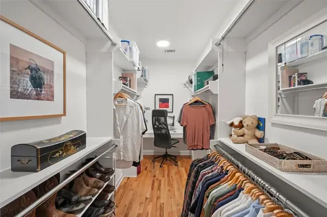 2303 Whitney Street A Houston TX 77006