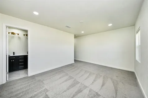 5442 Airport Boulevard Houston TX 77048