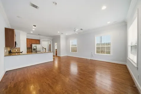 1007 Kern Street Houston TX 77009
