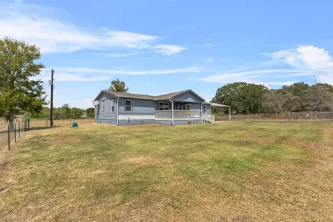 340 Alvina Ulich Street Somerville TX 77879