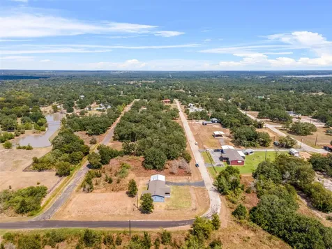 340 Alvina Ulich Street Somerville TX 77879