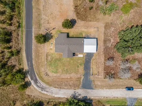 340 Alvina Ulich Street Somerville TX 77879