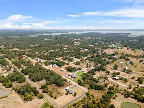 340 Alvina Ulich Street Somerville TX 77879