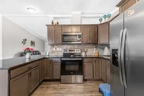 340 Alvina Ulich Street Somerville TX 77879