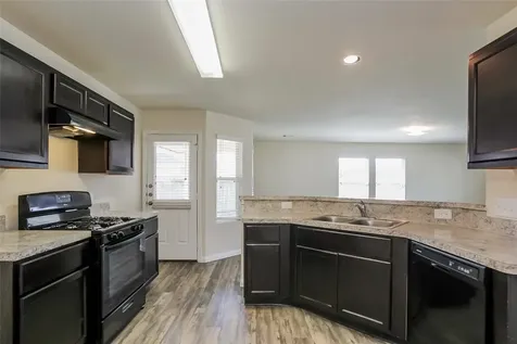 11946 Munich Drive Houston TX 77044