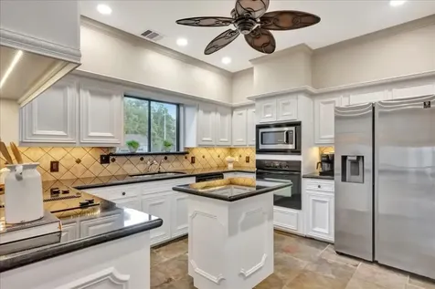 1627 Lake Bluff Drive El Lago TX 77586