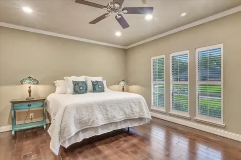 1627 Lake Bluff Drive El Lago TX 77586