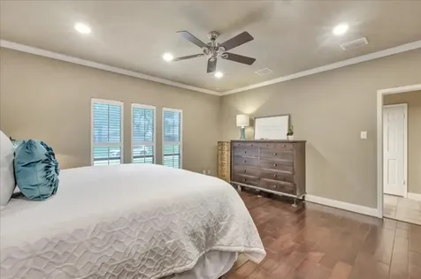 1627 Lake Bluff Drive El Lago TX 77586