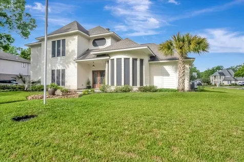1627 Lake Bluff Drive El Lago TX 77586
