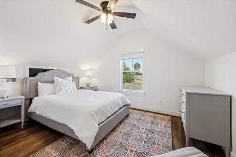 124 Rebekah's Crossing Round Top TX 78954