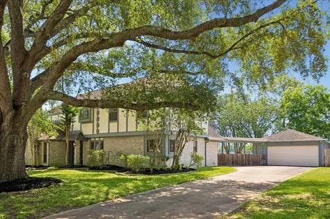 3819 Pleasant Valley Drive Missouri City TX 77459