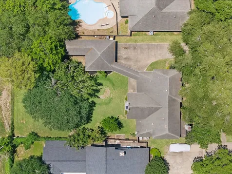 3819 Pleasant Valley Drive Missouri City TX 77459